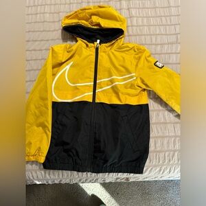 Used NIKE jacket for boys